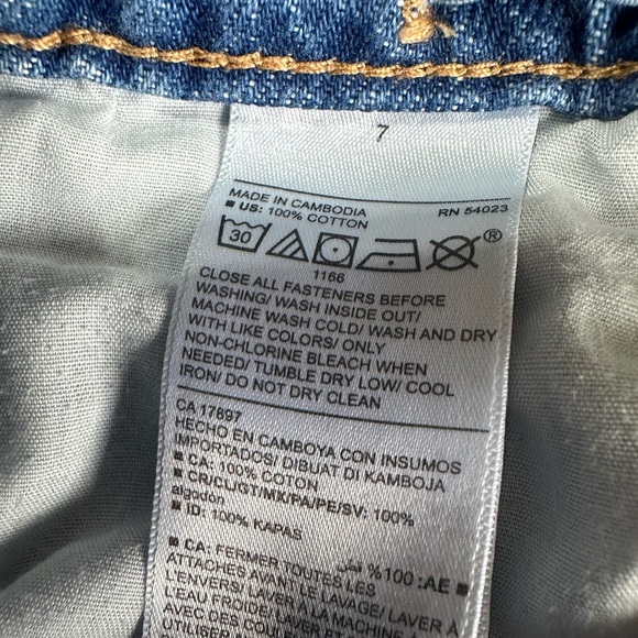 Old Navy Light Wash Slouchy Straight Ripped Jeans Girls Size 7 - Picture 6 of 7